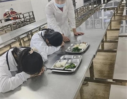 筑牢食安防线 守护师生“舌尖安全”——我校全面落实春季学期食品安全“六个一”工作措施