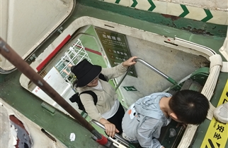 童心筑军梦 国防伴成长——我校组织教职工子女开展“六一”国防教育主题参观活动