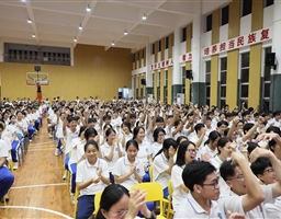 唱响青春旋律，飞扬英语音韵——我校学习习惯养成教育系列活动之英语歌唱比赛圆满落幕